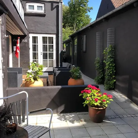 House I The Back House - Free Parking And Coziness Διαμέρισμα