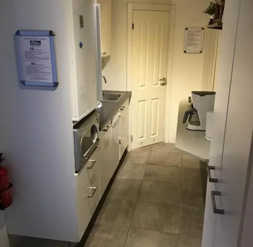 House I The Back House - Free Parking And Coziness 欧登塞